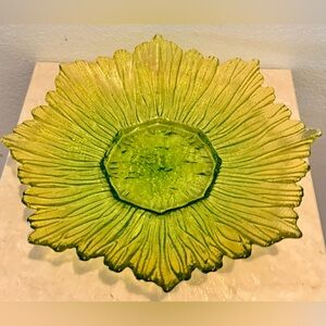 Art glass sunflower bowl. 10”